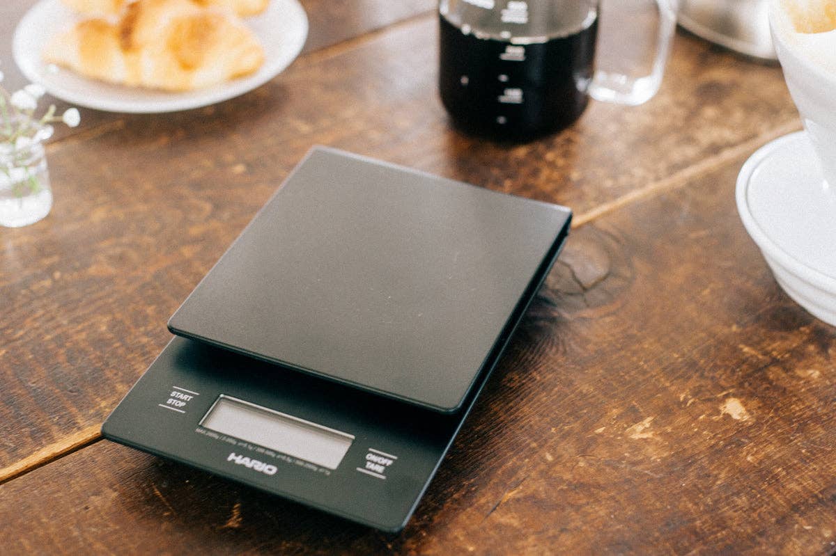 V60 Drip Scale Black | OPOSSUM COFFEE COMPANY